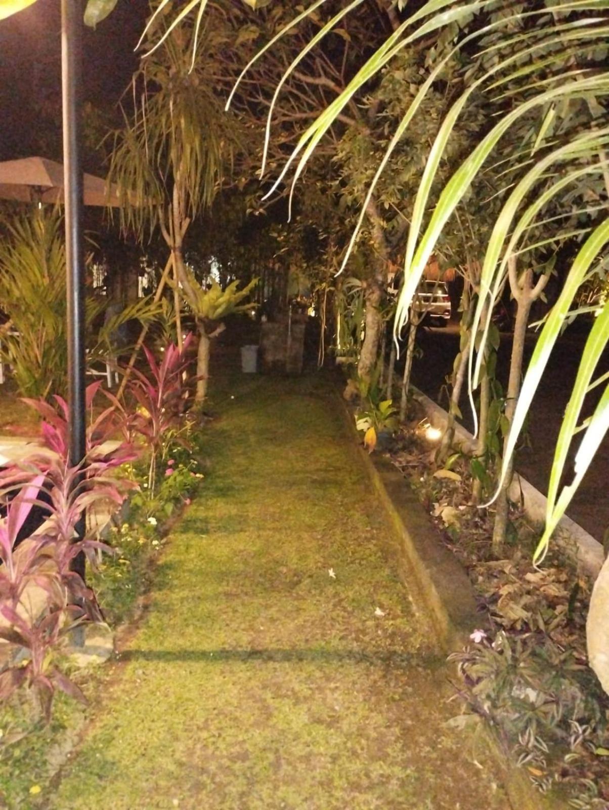 Puri Amartha Apartment อูบุด ภายนอก รูปภาพ
